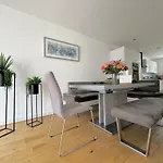 Tatil Evi The Kipling Inn, 4 - Bed, Sleeps 7, Pets Welcome *