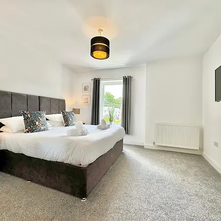The Kipling Inn, 4 - Bed, Sleeps 7, Pets Welcome Feriehus